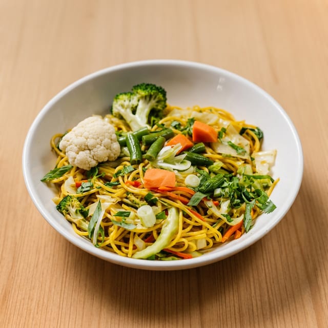 Veg Chowmein.